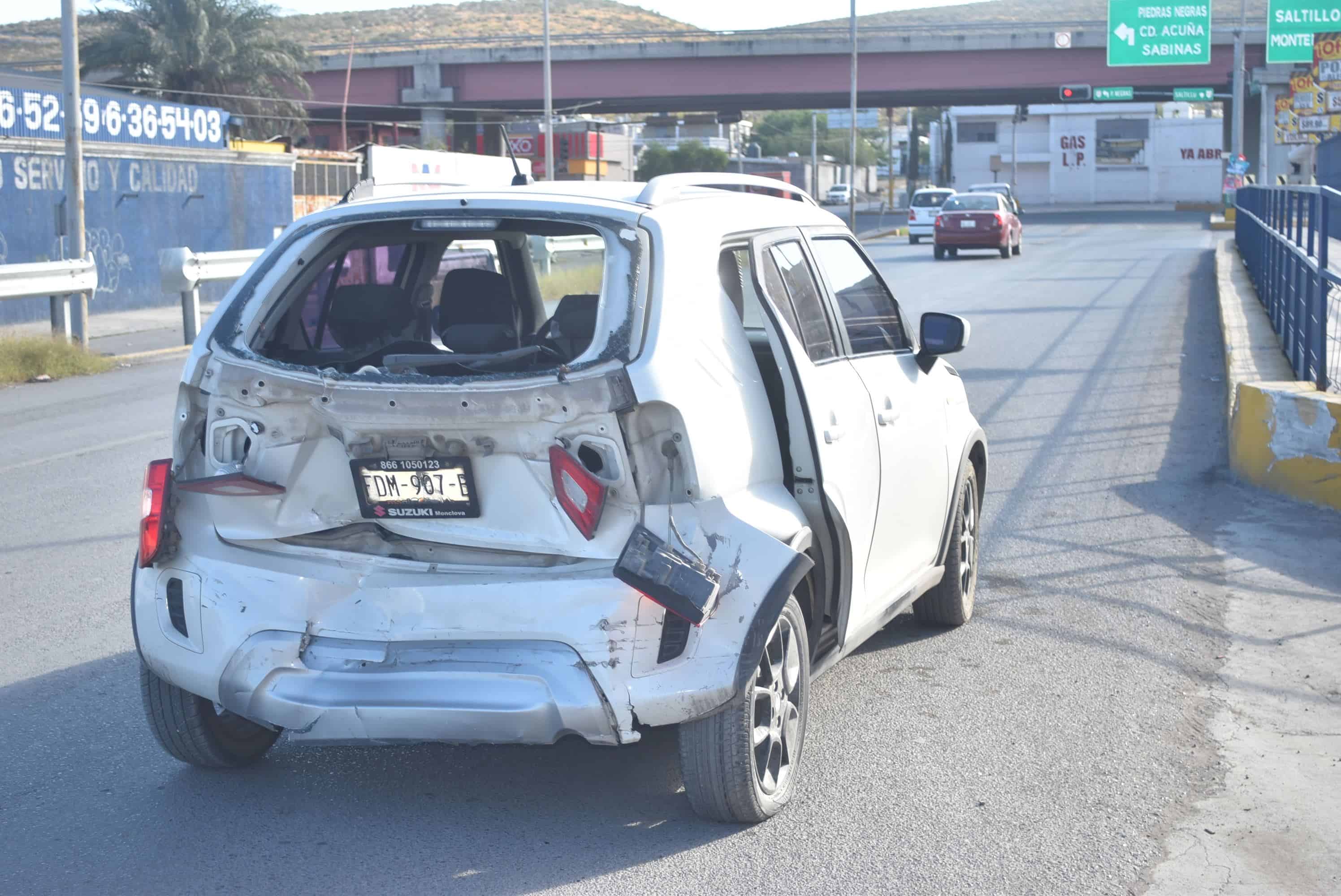 Choca mujer por conducir ebria