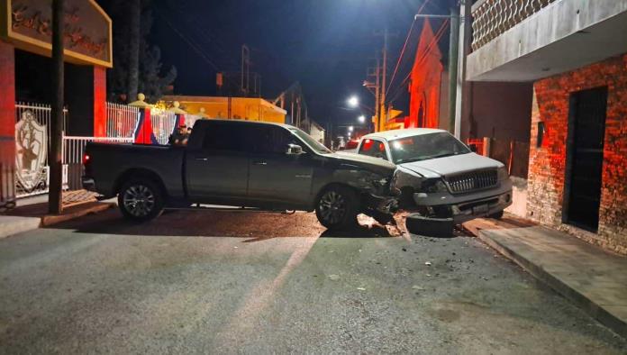 Cuantiosos daños arroja accidente