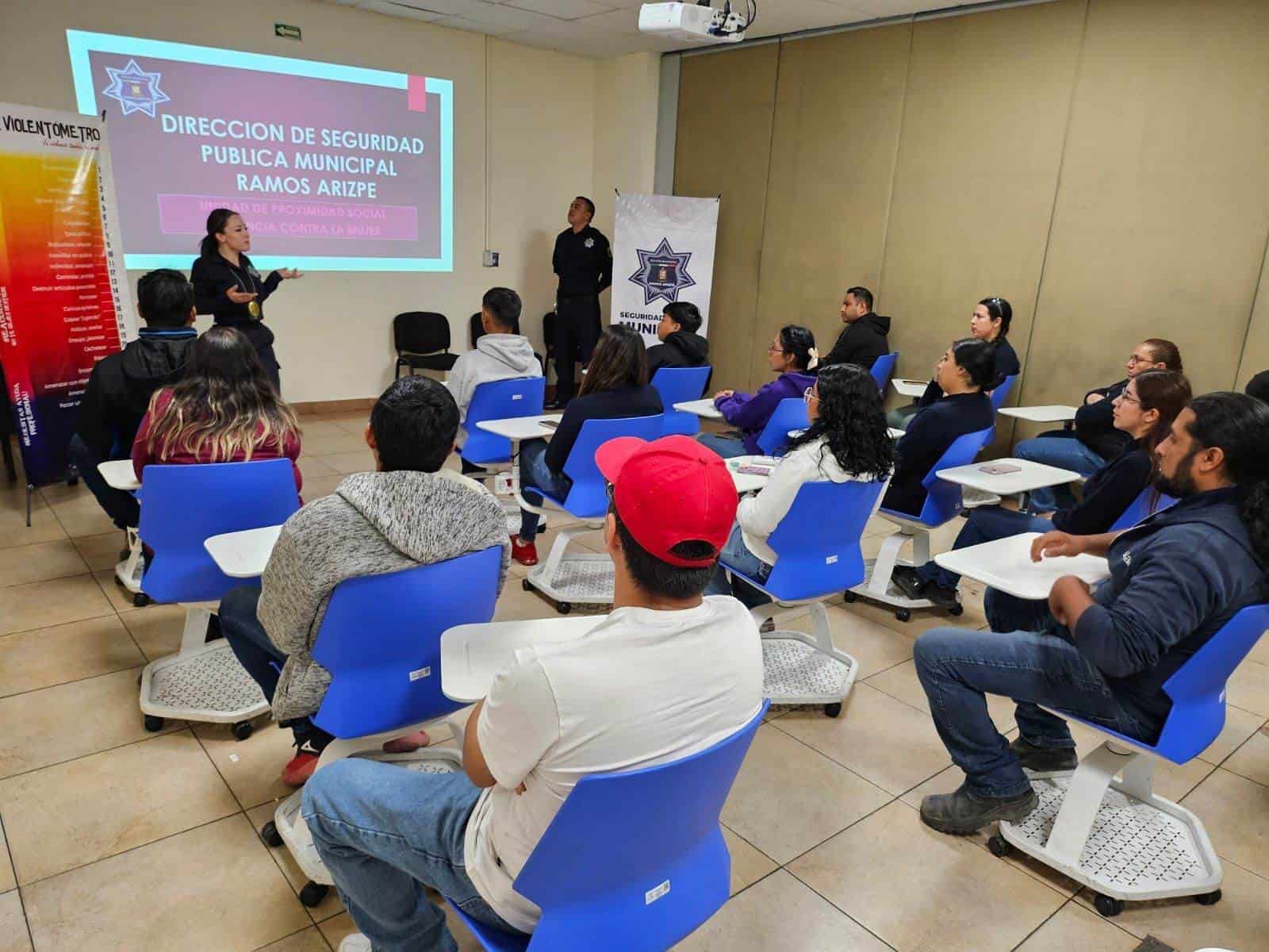 La Policía Preventiva Municipal de Ramos Arizpe llevó a cabo una serie de actividades dirigidas a más de 400 empleados de la empresa Tupy.