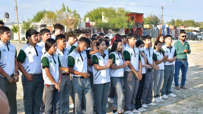Entregan terreno para construcción de Telebachillerato Comunitario en colonia Manantial