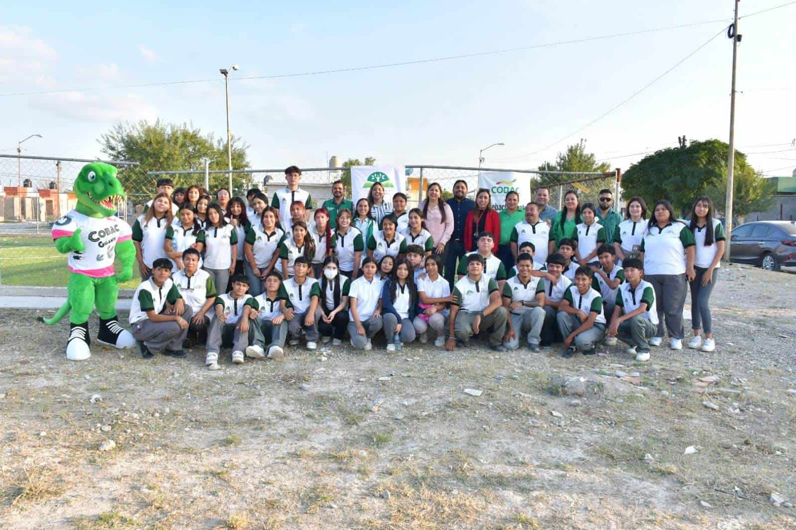 Entregan terreno para construcción de Telebachillerato Comunitario en colonia Manantial