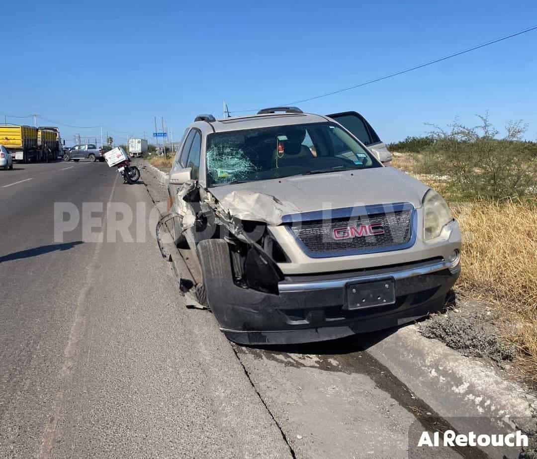 Accidente Automovilístico en Carretera Federal 57: Estudiantes del Cbtis 20 Involucrados