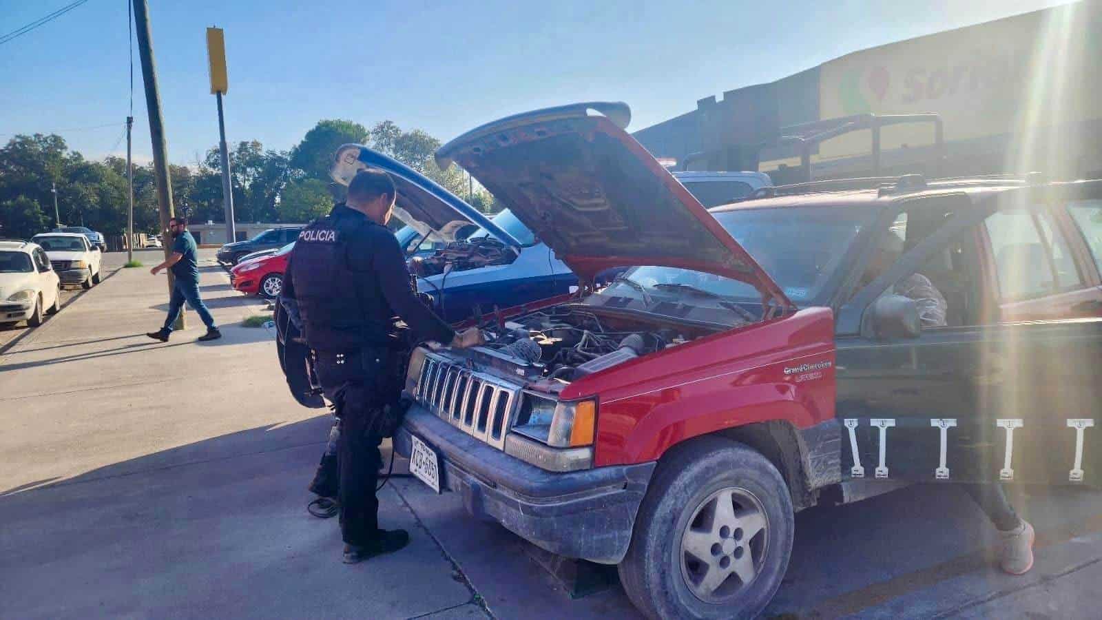 Policía de Nava Refuerza su Compromiso con la Comunidad al Brindar Asistencia