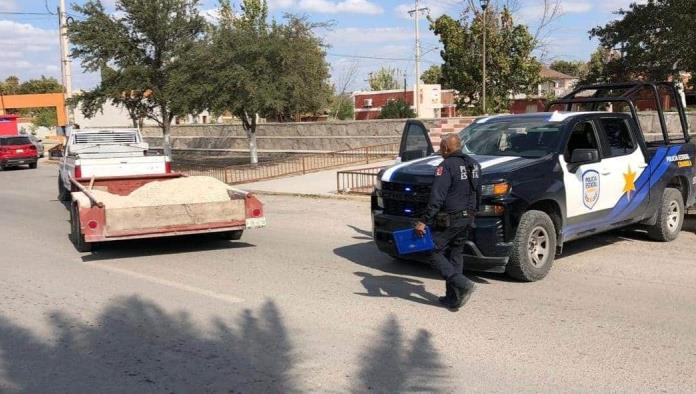 Refuerzan operativos de verificación vehicular en Nava