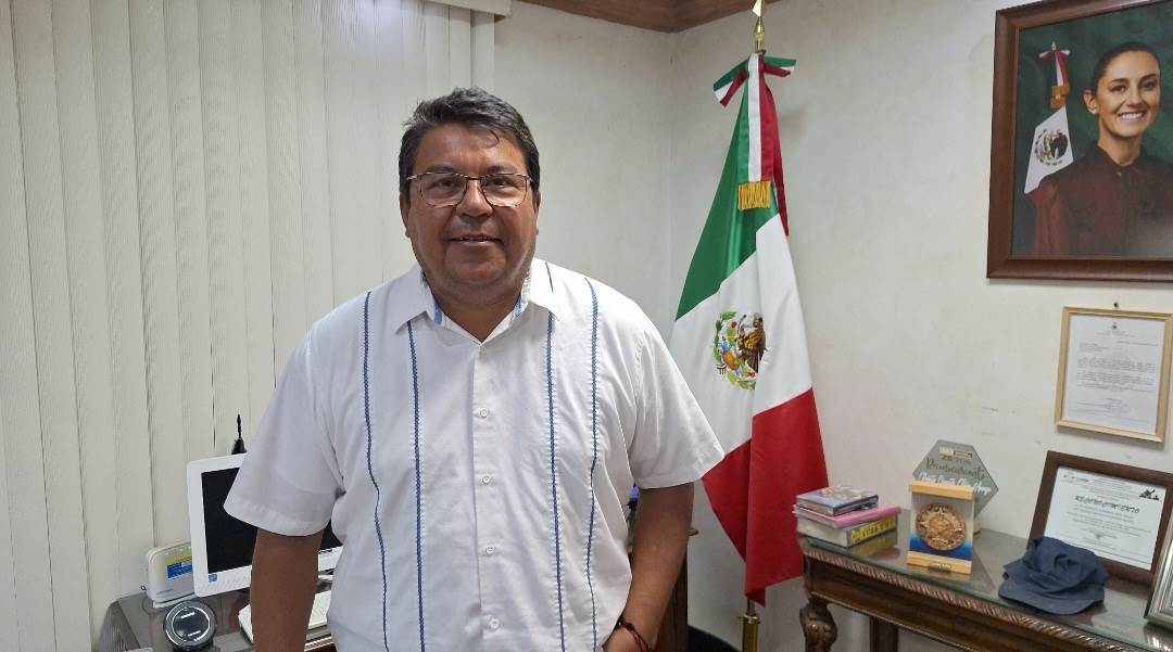 Roberto Piña; Alcalde.