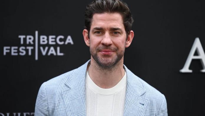 John Krasinski es nombrado el hombre vivo más sexy de 2024 por people