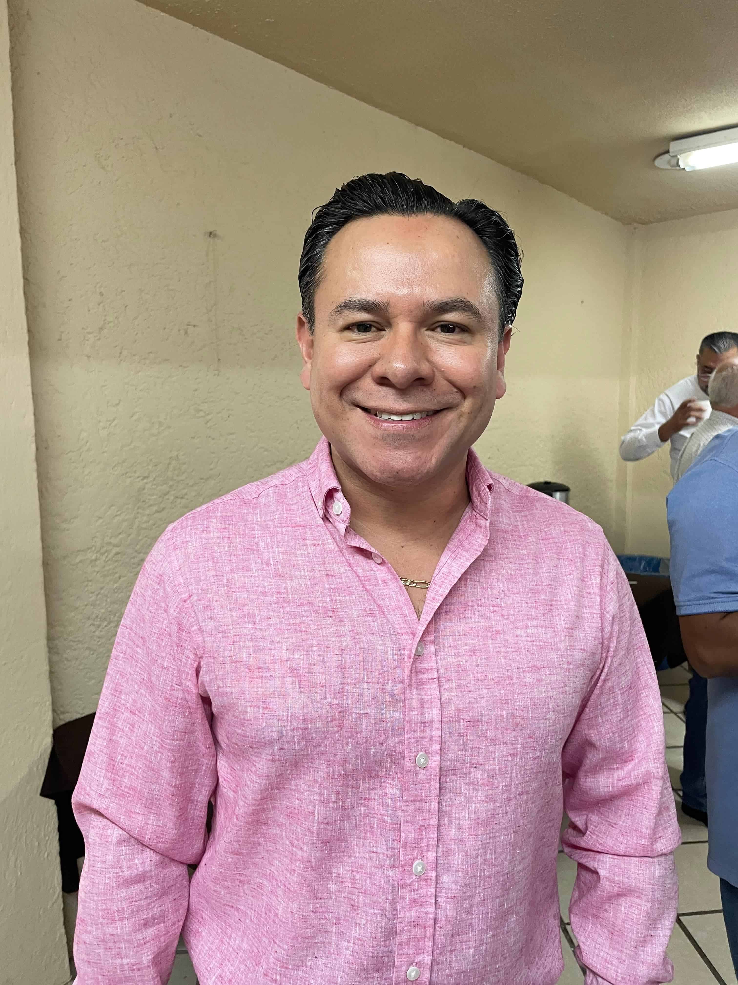 Sergio Sisbeles; subsecretario de gobierno en la region centro.