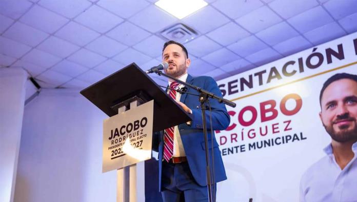 "Muera la grilla y viva la unidad": Presenta Jacobo Rodríguez gabinete 2025-2027