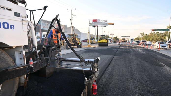 Avanza la Pavimentación del Libramiento Emilio Mendoza Cisneros en Ciudad Acuña