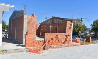 Supervisan avances en aula didáctica en la Escuela Primaria Benito Juárez