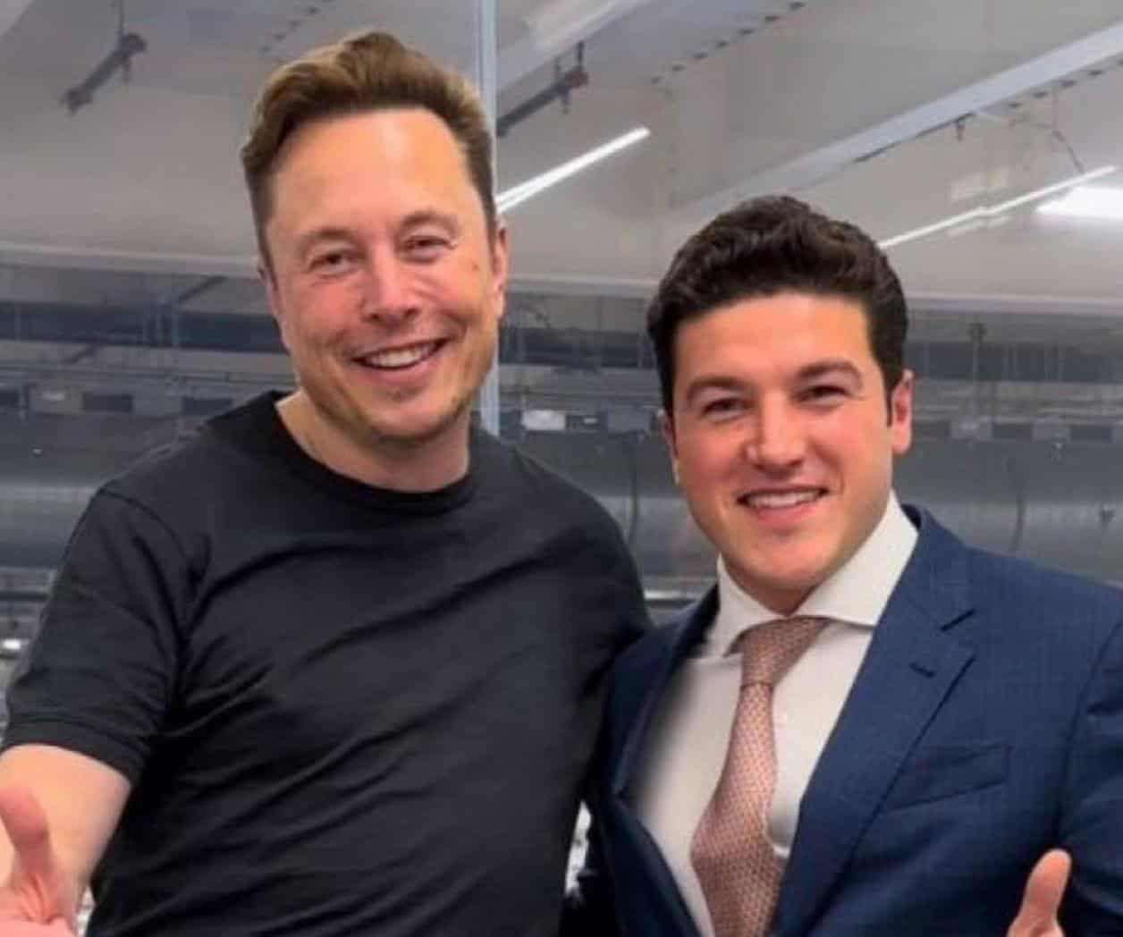 Samuel García se lanza contra Elon Musk por su secretaría de robots