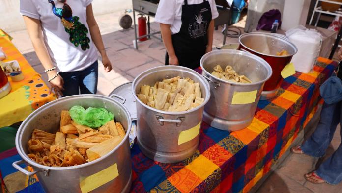 Celebran festival del tamal y el atole