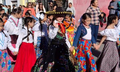 Invitan a desfile cívico