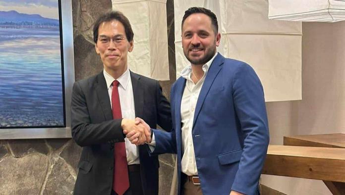 Jacobo Rodríguez Promueve a Piedras Negras en la Embajada de Japón