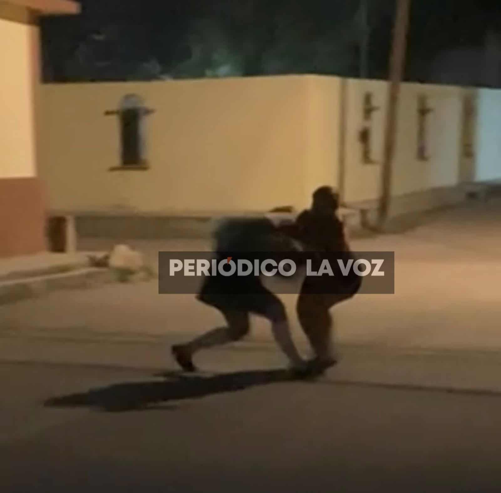 Atacan a alumna del COBAC En Múzquiz  (VIDEO: IMAGENES FUERTES)