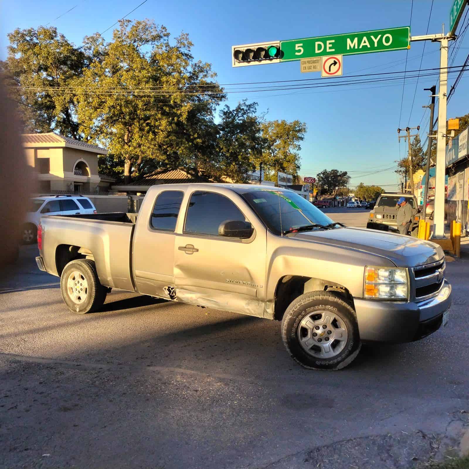 Se Registra Colisión en Calle 5 de Mayo de Ciudad Acuña