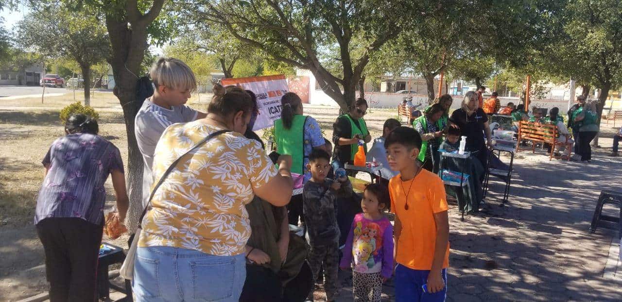 Brigadas del programa Mejora continúan llevando servicios a las colonias de Ciudad Acuña