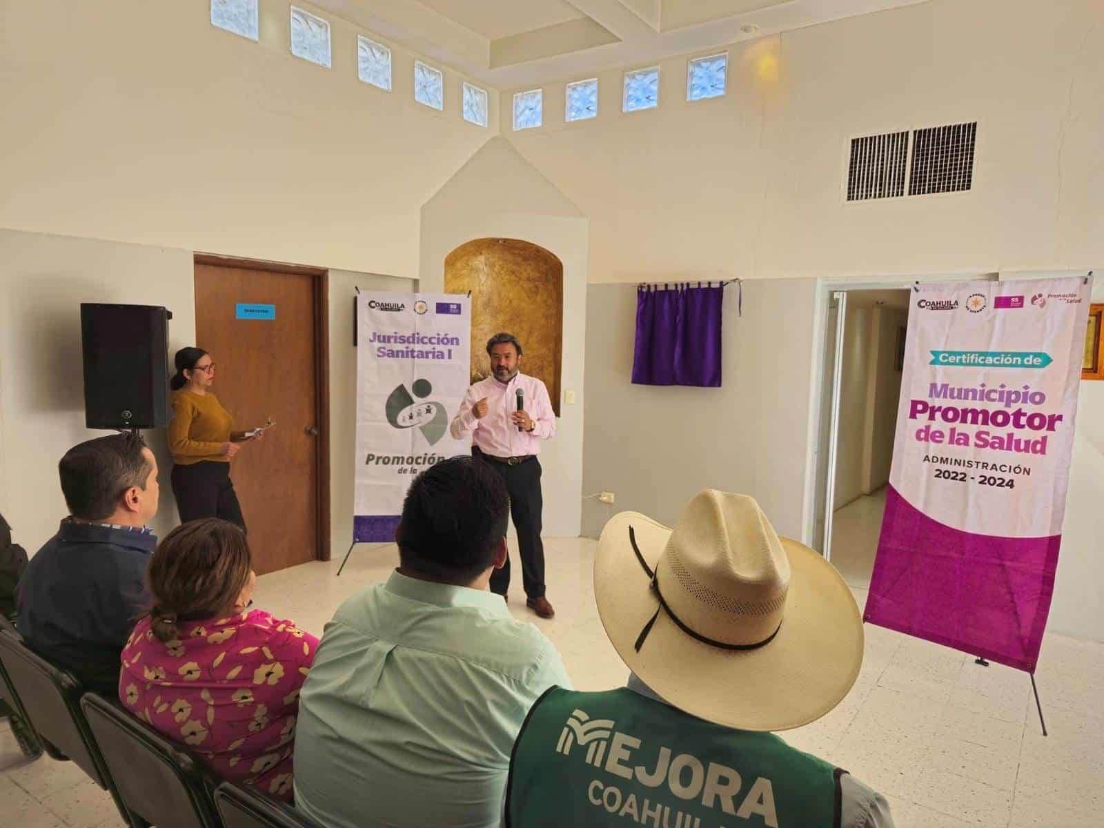 Develan placa de Municipio Promotor de la Salud en Allende