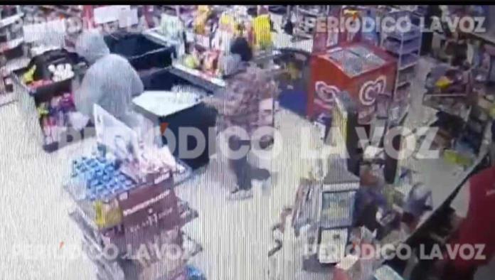 Asaltan tienda; se llevan 10 mil pesos