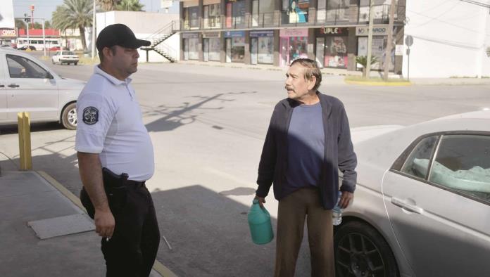 Estorbaba una cochera; creían que había chocado