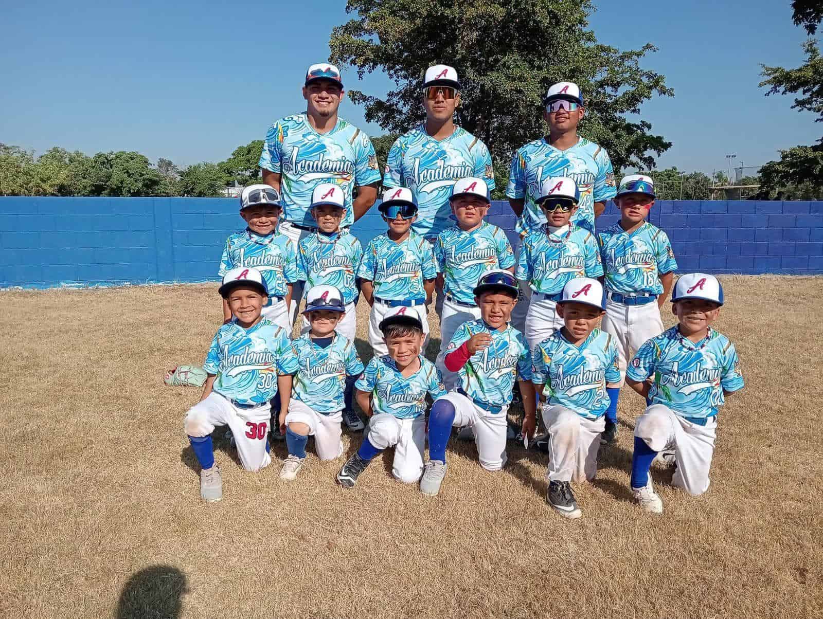 Academia de Béisbol Nava triunfa en Mazatlán