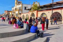 Padres de familia exigen salida de intendente con problemas de adicciones de escuela