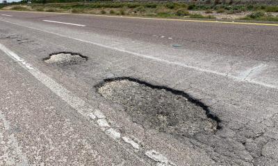 Da vergüenza recibir a paisanos con malas carreteras