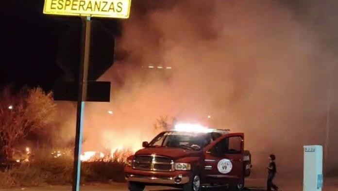 Fuerte incendio en Los Bosques