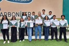 Brillan estudiantes en el HackatecNM