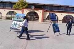 Presentan exposición de Sedena en la plaza