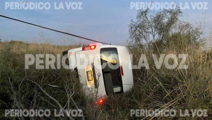 Cuatro lesionados en fuerte volcadura