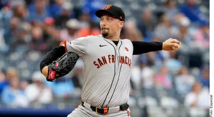 Dodgers refuerza su bullpen y firma a Blake Snell 