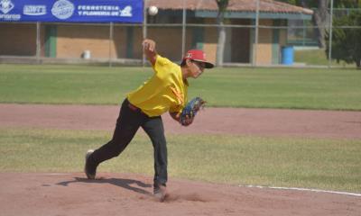 Padres blanqueó a Venados