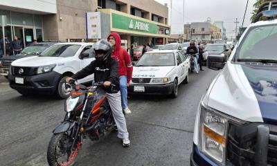 Motociclistas no respetan reglamento