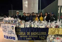 Jóvenes de la Universidad Autónoma de Coahuila donan kits de higiene en apoyo a hospitales