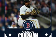 Aroldis Chapman llega a Boston con contrato de 10 MDD