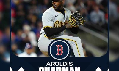 Aroldis Chapman llega a Boston con contrato de 10 MDD