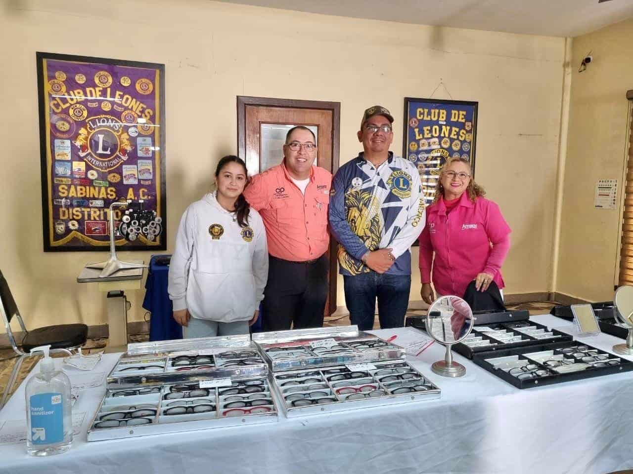 Leones de Sabinas realizan exitosa brigada de salud.