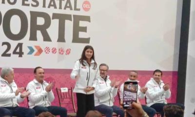 Entrega Manolo el Premio al Deporte