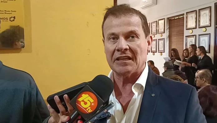 Reconoce Enrique Ibarra trabajo de Diana Haro Reconoce Enrique Ibarra trabajo de Diana Haro