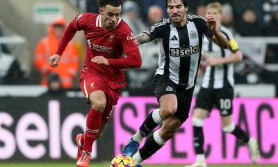 Newcastle pone sorpresivo freno al Liverpool en Premier League