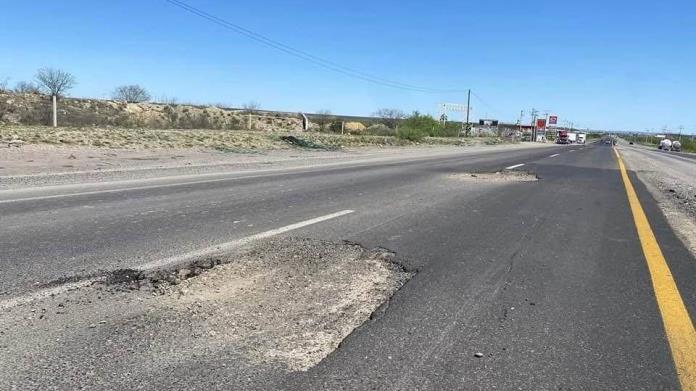 Inicia bacheo en la carretera 57 Inicia bacheo en la carretera 57