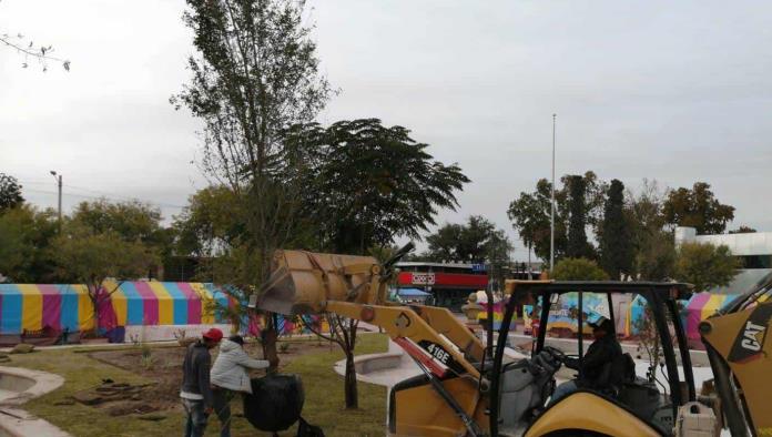 Avanza remodelación ecológica en la Plaza Benjamín Canales de Ciudad Acuña