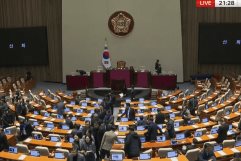 Presidente de Corea del Sur pide disculpas tras ley marcial