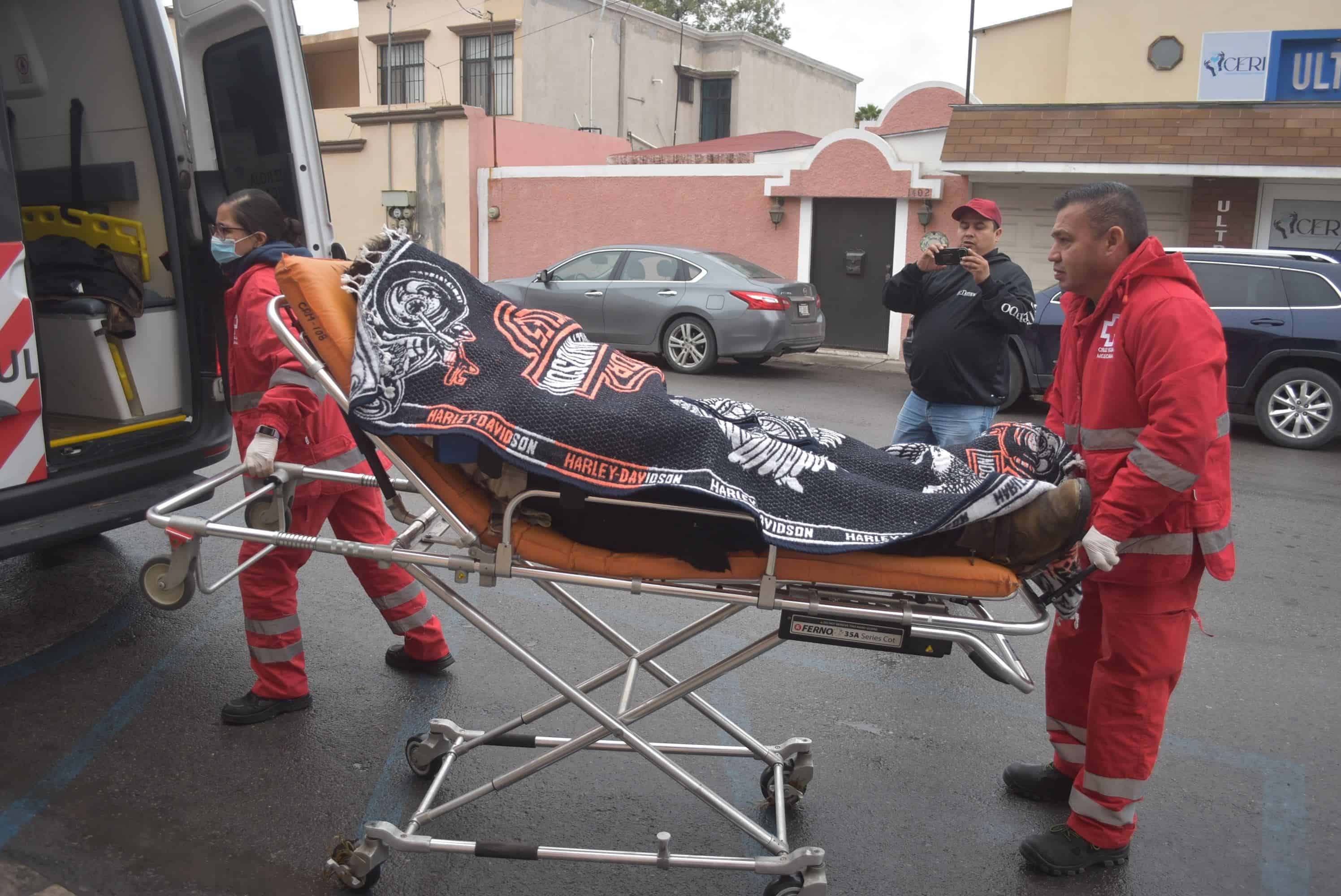 Termina motociclista lesionado fuera de la 57