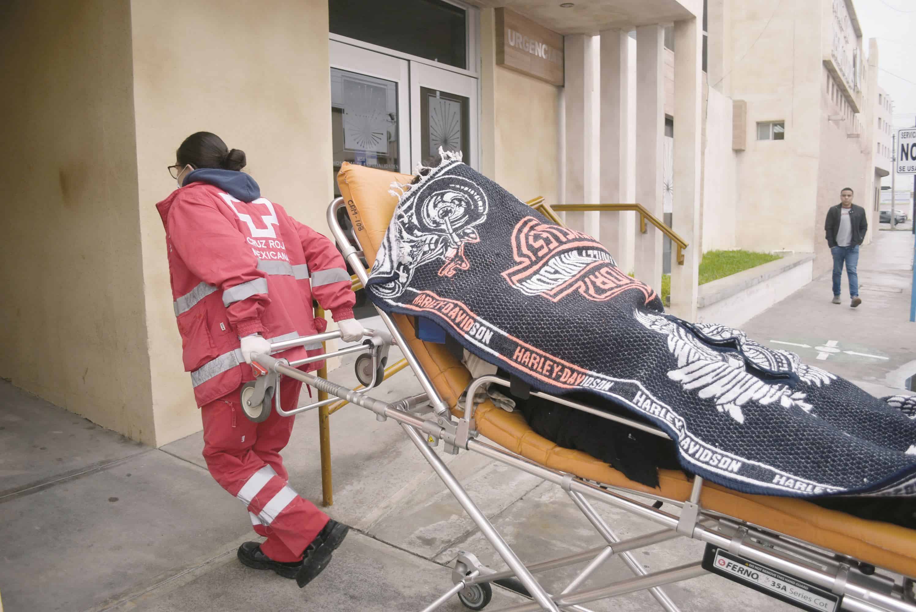 Termina motociclista lesionado fuera de la 57