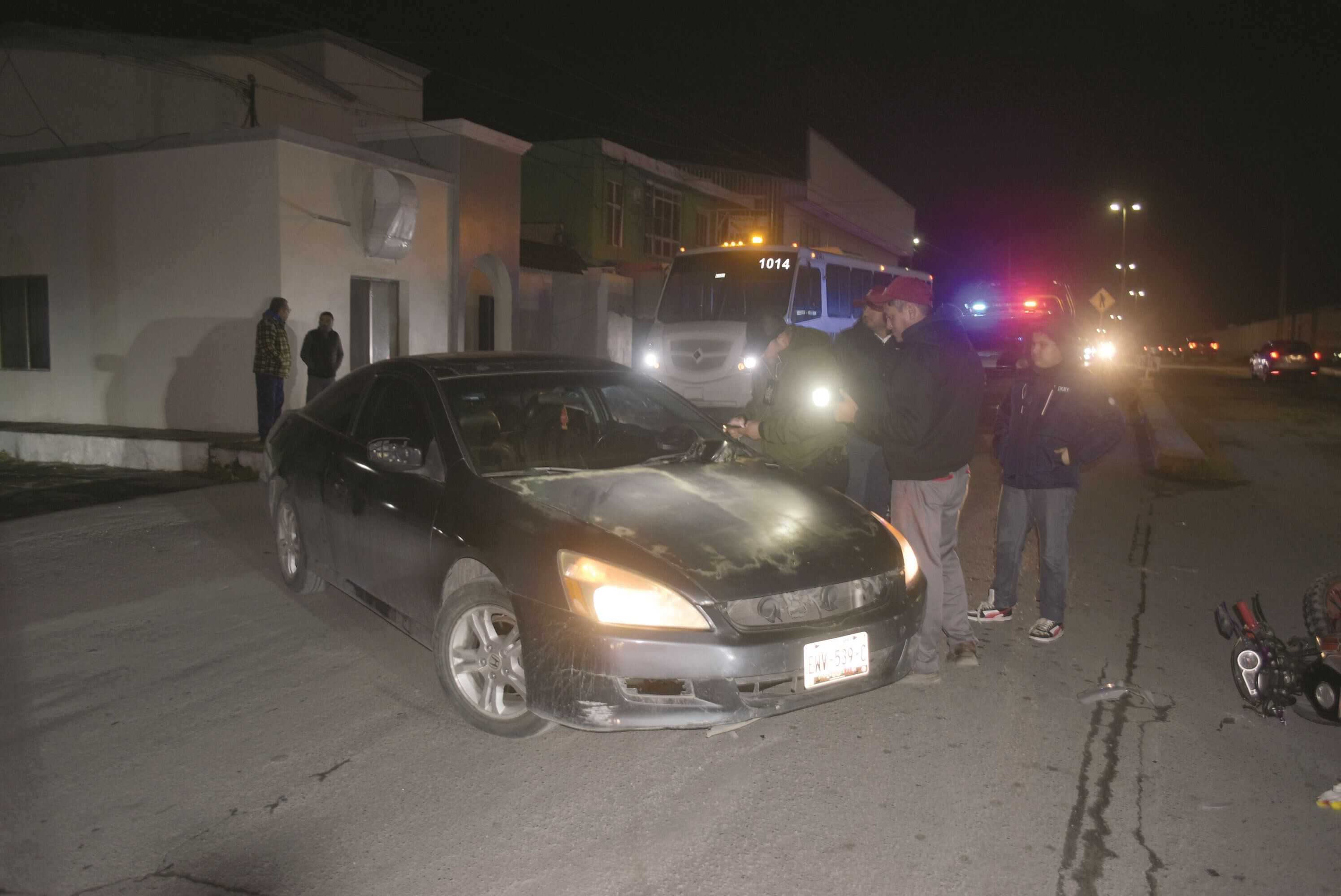 Tumba a menores de motocicleta