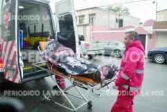 Termina motociclista lesionado fuera de la 57