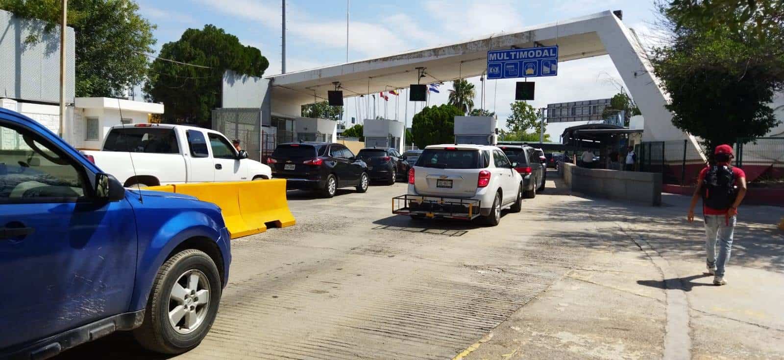 Quejas tras LARGAS FILAS en el Puente Internacional de Eagle Pass