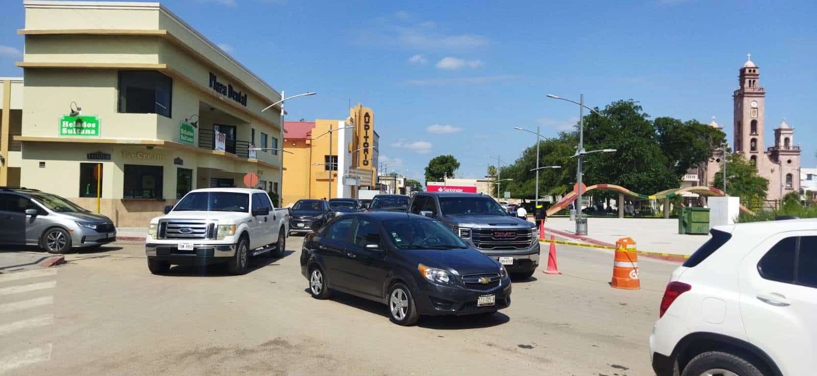 Quejas tras LARGAS FILAS en el Puente Internacional de Eagle Pass